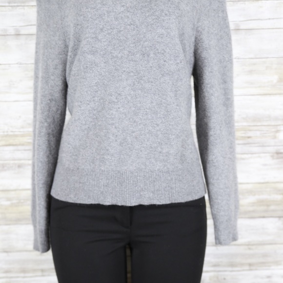 Banana Republic Italino Merano Blend Gray Sweater - Picture 3 of 6